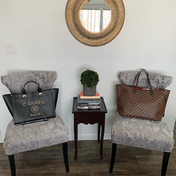 🔥SOLD🔥 CHANEL Deauville ✨Limited Edition✨ - Picture 3 of 16